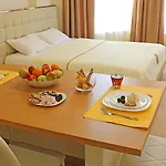 Terrace Lägenhet *