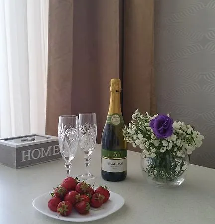 Terrace Apartment *